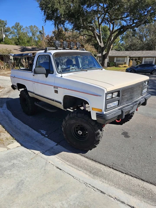 1991 GMC Jimmy 2nd Gen - Image 18 of 18