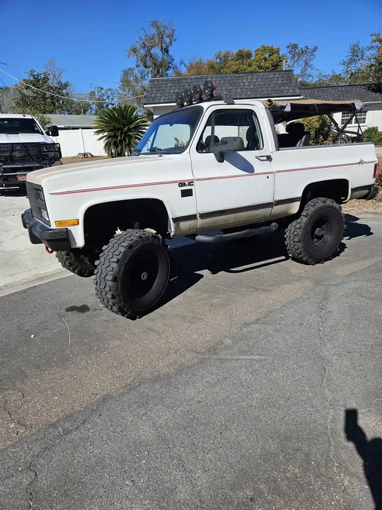 1991 GMC Jimmy 2nd Gen - Image 17 of 18