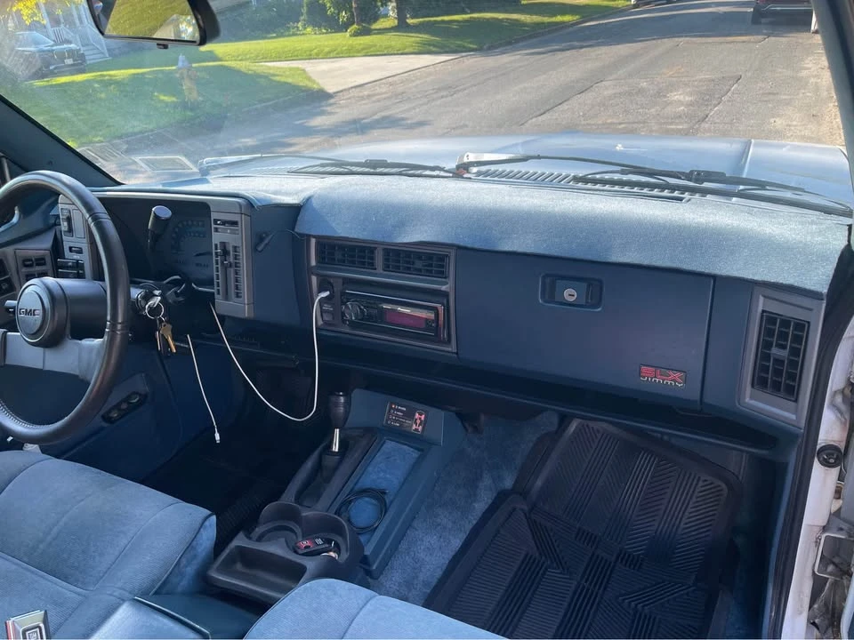1991 GMC Jimmy 2nd Gen - Image 7 of 13