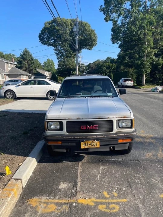 1991 GMC Jimmy 2nd Gen - Image 4 of 13