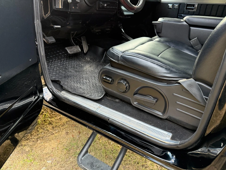 1991 GMC Jimmy 2nd Gen - Image 9 of 20