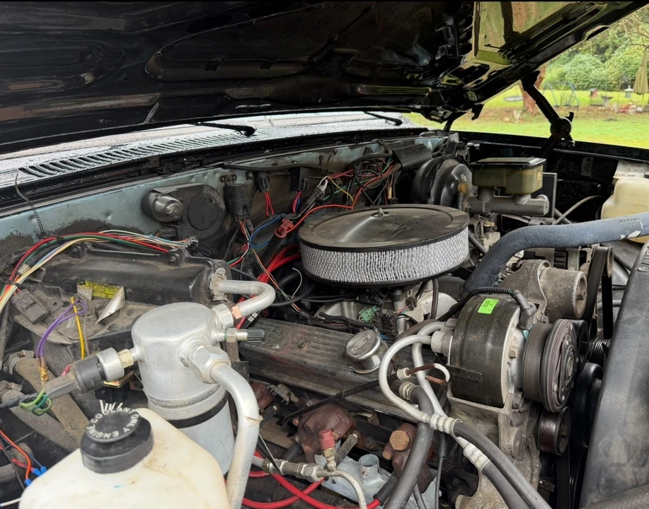 1991 GMC Jimmy 2nd Gen - Image 15 of 20