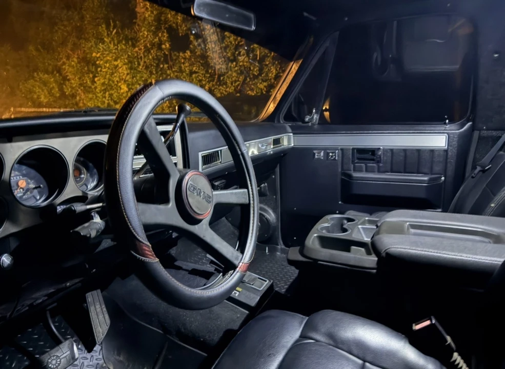 1991 GMC Jimmy 2nd Gen - Image 18 of 20