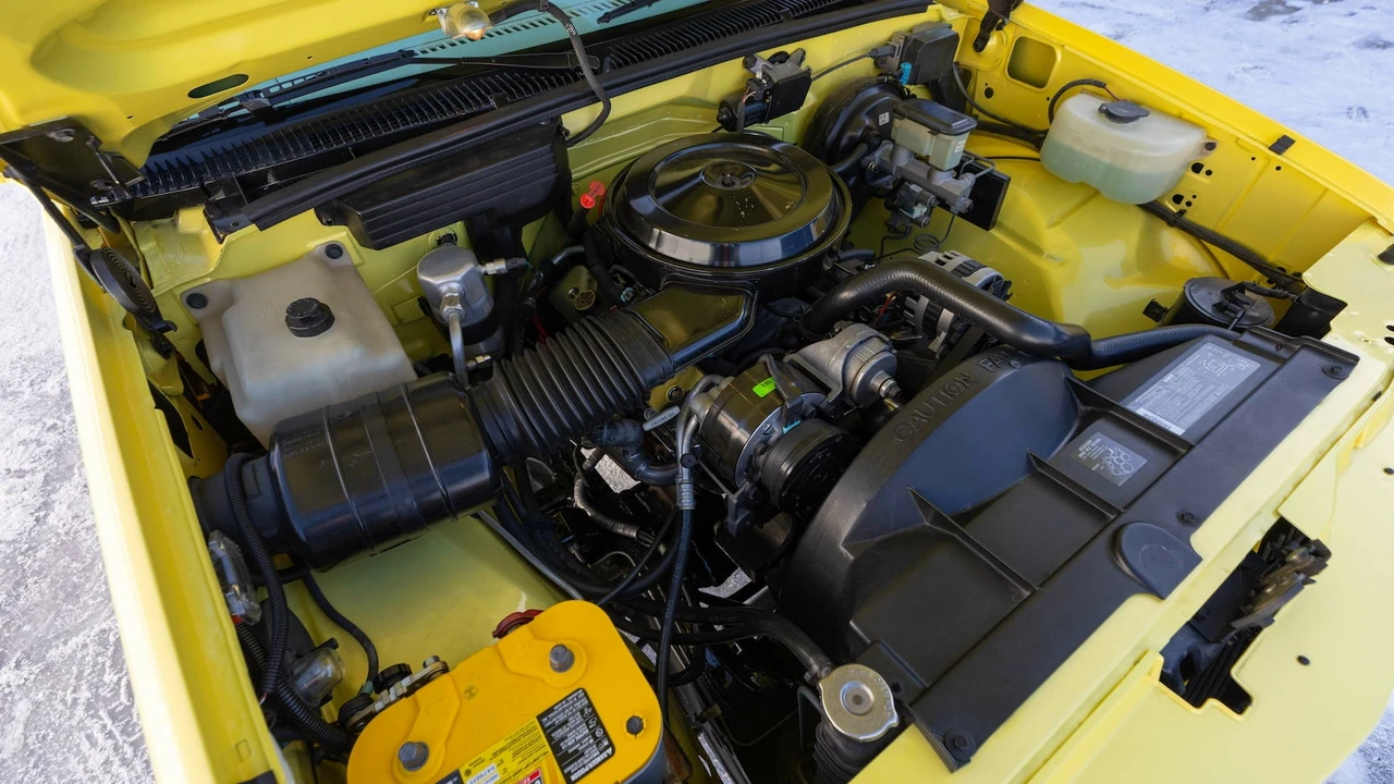 1991 GMC C/K 3rd Gen - Image 7 of 31