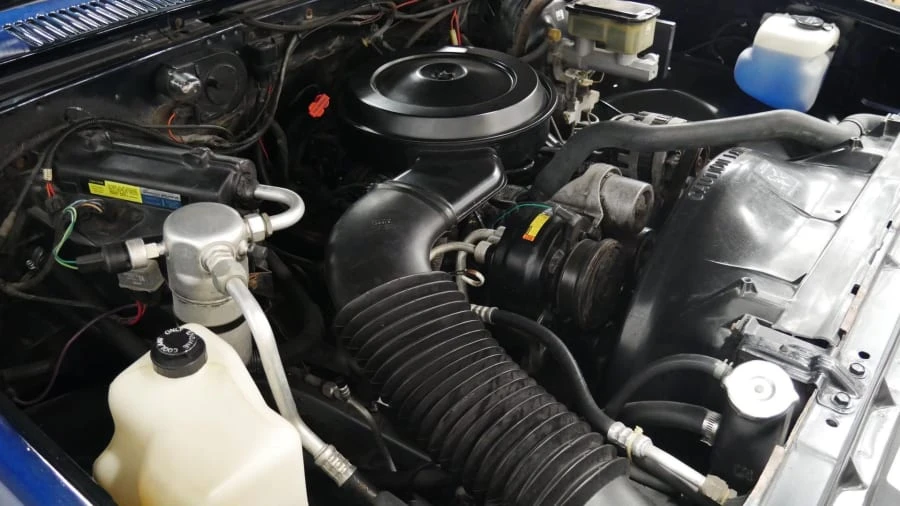 1991 GMC Jimmy 2nd Gen - Image 9 of 18