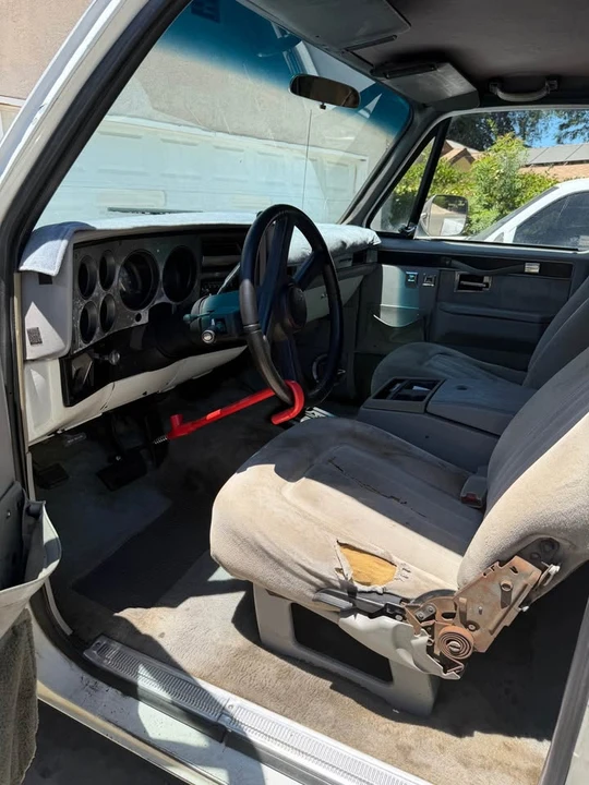 1991 GMC Jimmy 2nd Gen - Image 3 of 4