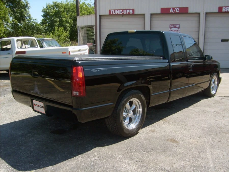 1991 GMC Sierra 1st Gen - Image 2 of 10