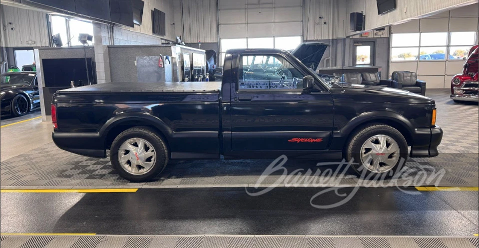 1991 GMC Syclone - Image 5 of 16