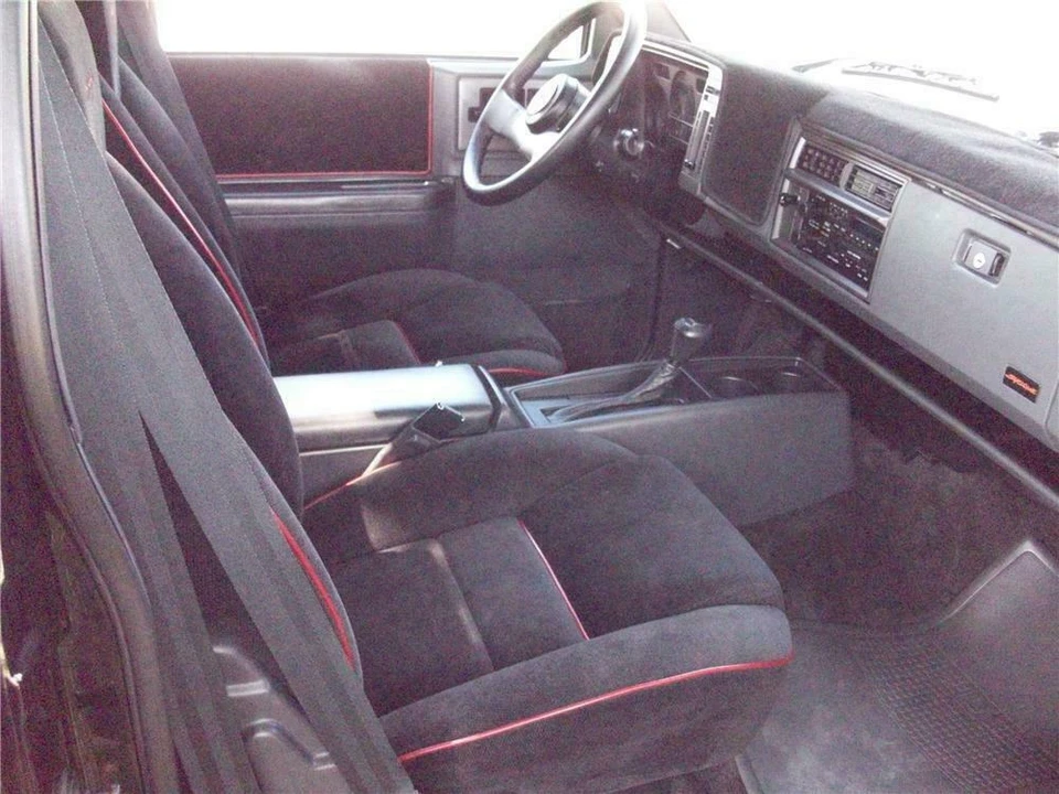 1991 GMC Syclone - Image 3 of 4