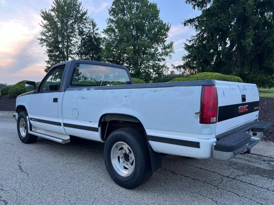 1991 GMC Sierra 1st Gen - Image 4 of 19