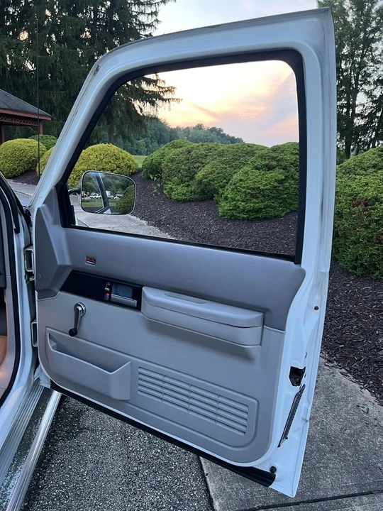 1991 GMC Sierra 1st Gen - Image 14 of 19
