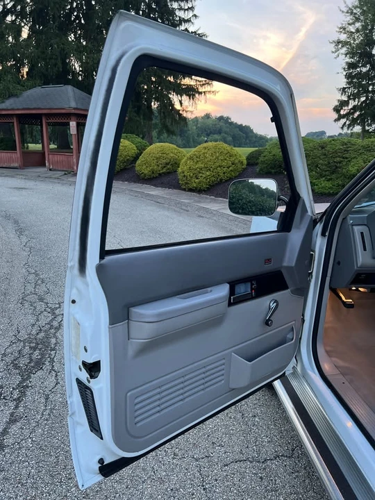 1991 GMC Sierra 1st Gen - Image 13 of 19