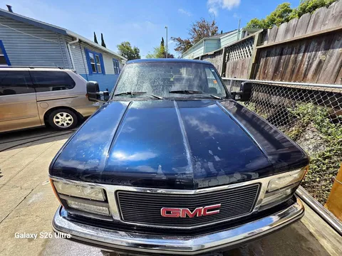 1991 GMC Sierra 131.5" WB