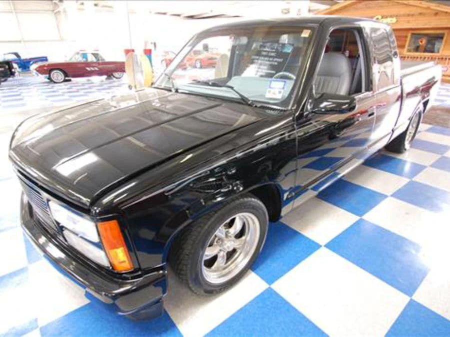 1991 GMC Sierra 1st Gen - Image 2 of 2