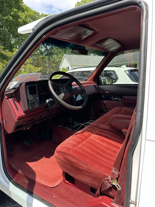 1991 GMC Sierra 1st Gen - Image 13 of 30