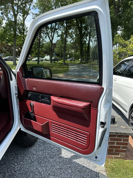 1991 GMC Sierra 1st Gen - Image 15 of 30