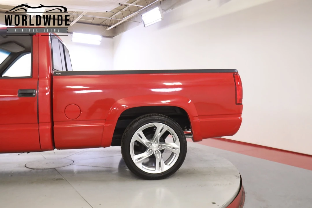 1991 GMC Sierra 1st Gen - Image 10 of 12