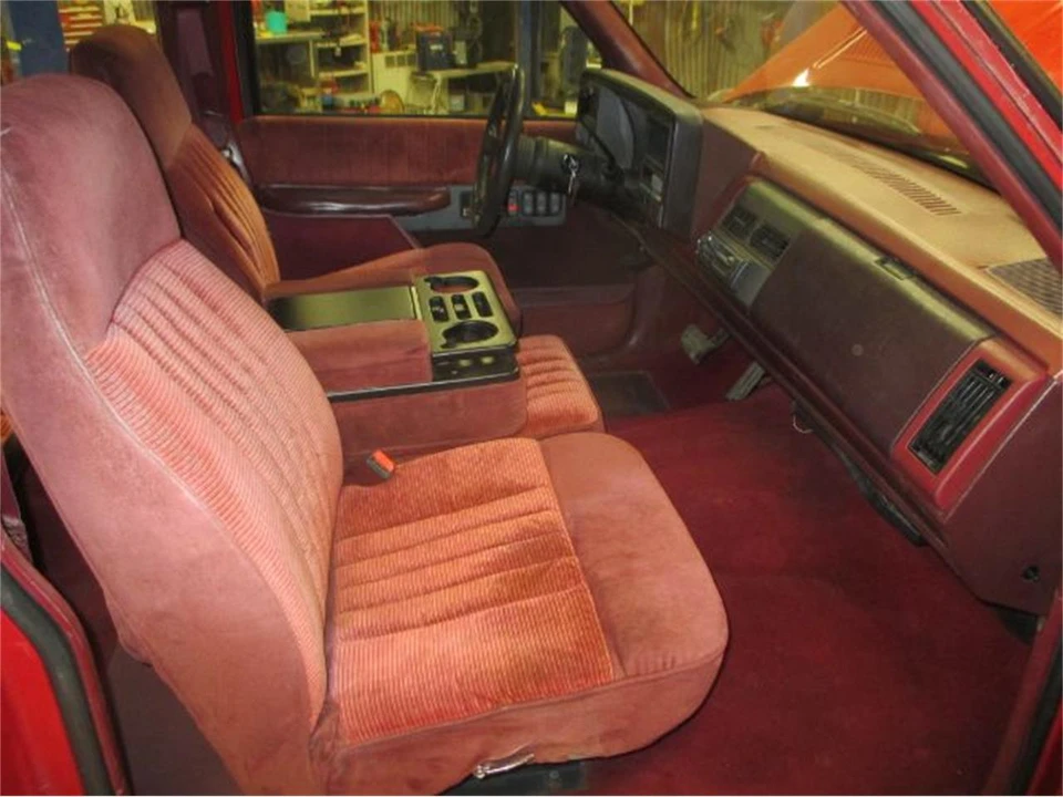 1991 GMC Sierra 1st Gen - Image 17 of 30