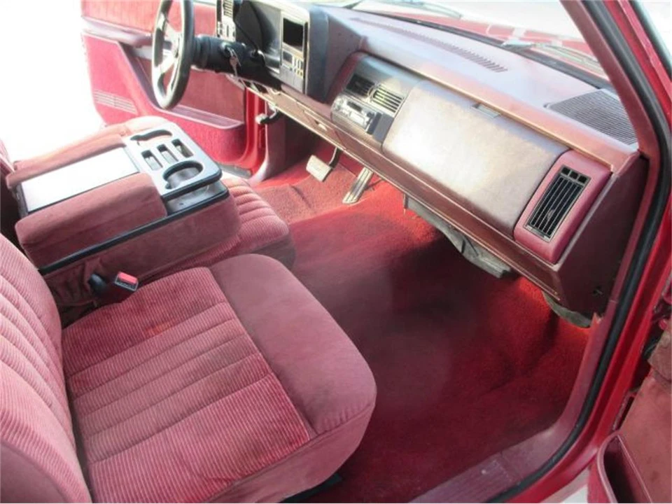 1991 GMC Sierra 1st Gen - Image 23 of 30