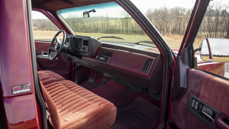 1991 GMC Sierra 1st Gen - Image 11 of 13