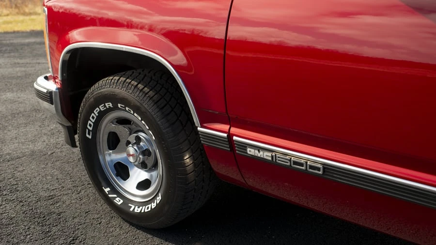 1991 GMC Sierra 1st Gen - Image 4 of 13