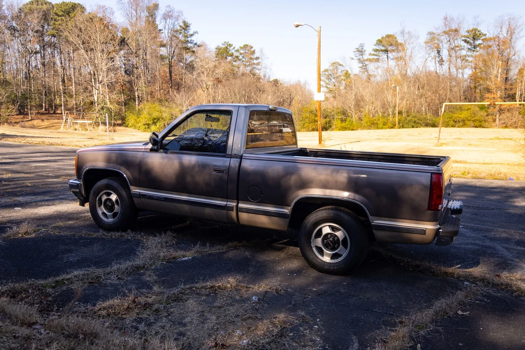 1991 GMC Sierra 1st Gen - Image 7 of 30