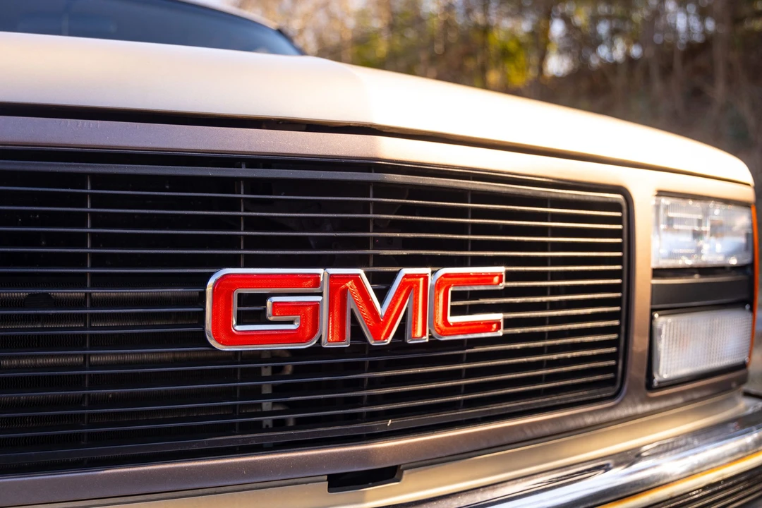 1991 GMC Sierra 1st Gen - Image 10 of 30
