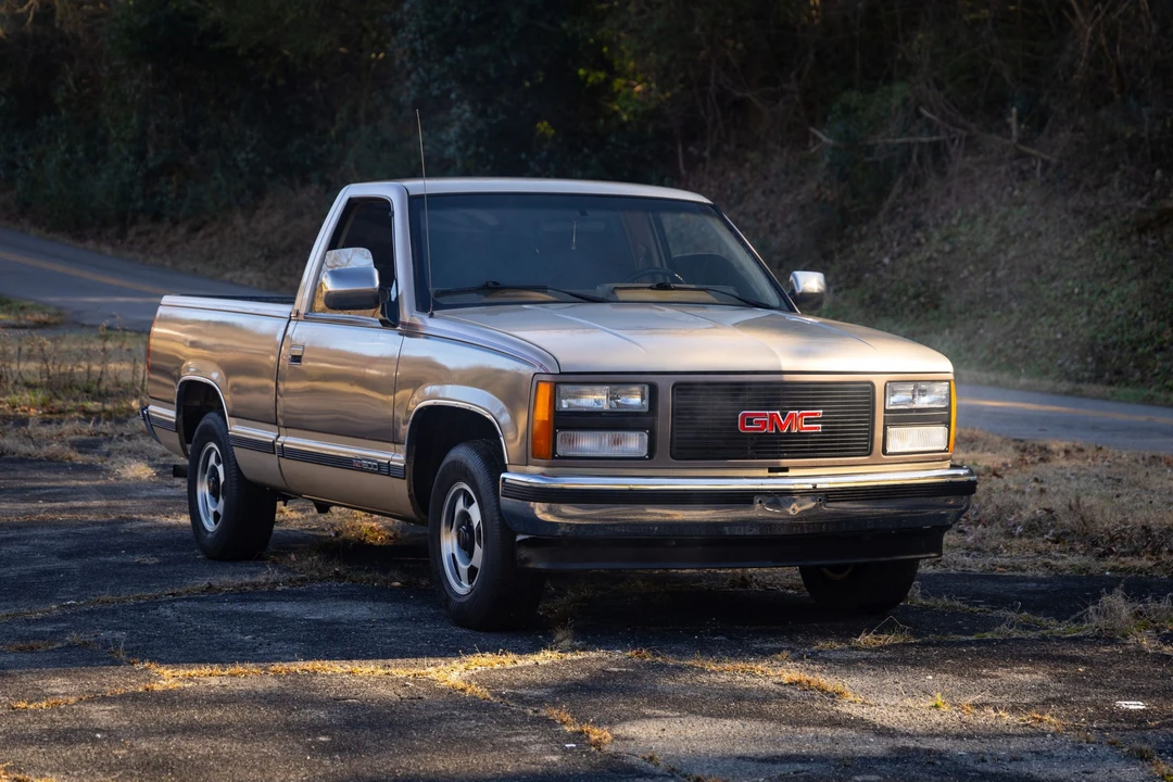 1991 GMC Sierra 1st Gen - Image 2 of 30