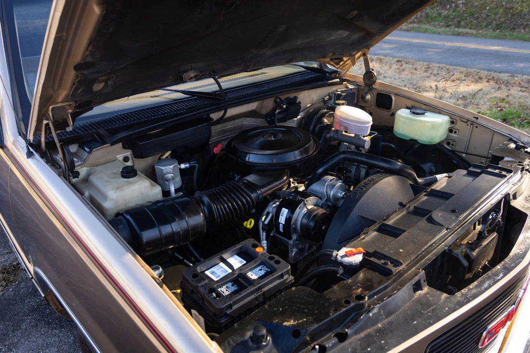 1991 GMC Sierra 1st Gen - Image 24 of 30