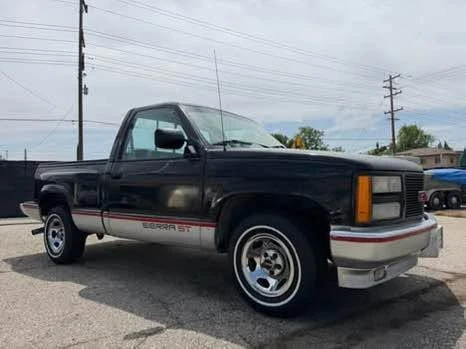 1991 GMC Sierra 1st Gen - Image 2 of 17
