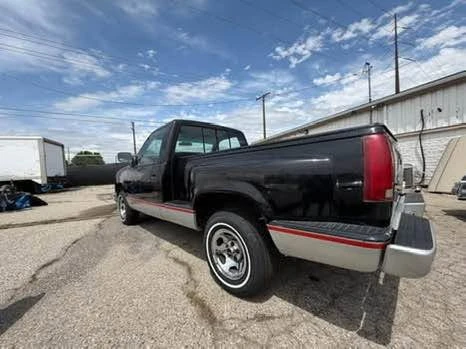 1991 GMC Sierra 1st Gen - Image 5 of 17
