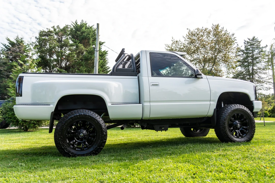 1991 GMC Sierra 1st Gen - Image 4 of 31