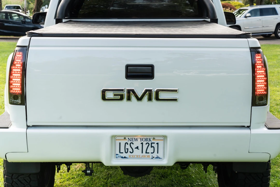 1991 GMC Sierra 1st Gen - Image 27 of 31