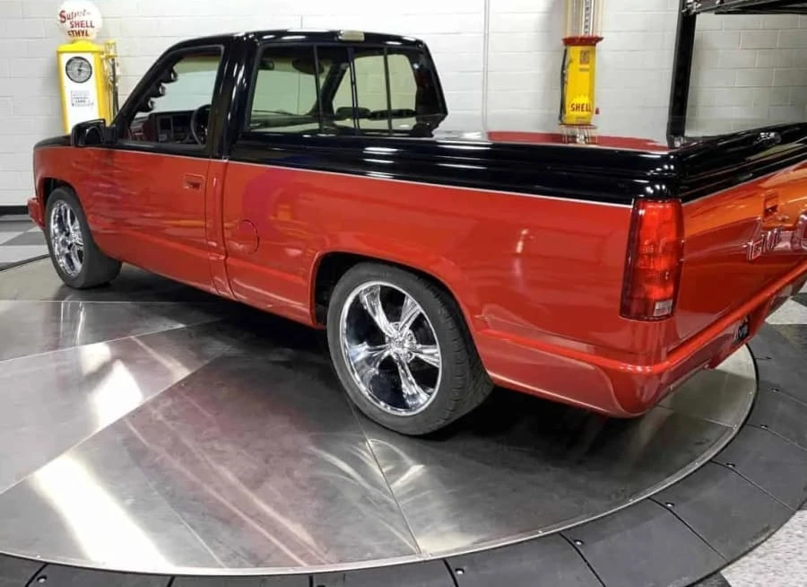 1991 GMC Sierra 1st Gen - Image 2 of 4