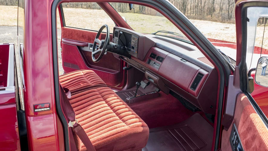 1991 GMC Sierra 1st Gen - Image 5 of 12