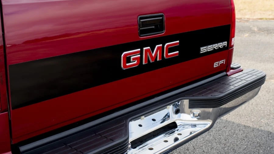 1991 GMC Sierra 1st Gen - Image 10 of 12