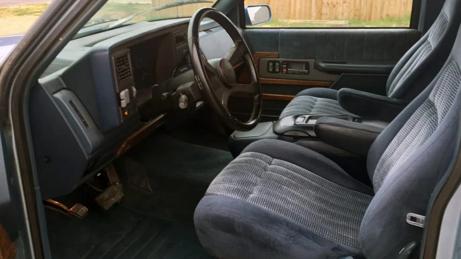 1991 GMC Sierra 1st Gen - Image 3 of 4