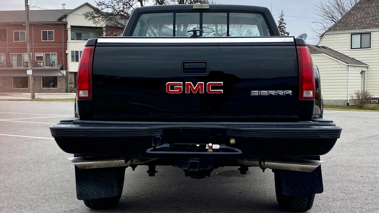 1991 GMC Sierra 1st Gen - Image 15 of 18