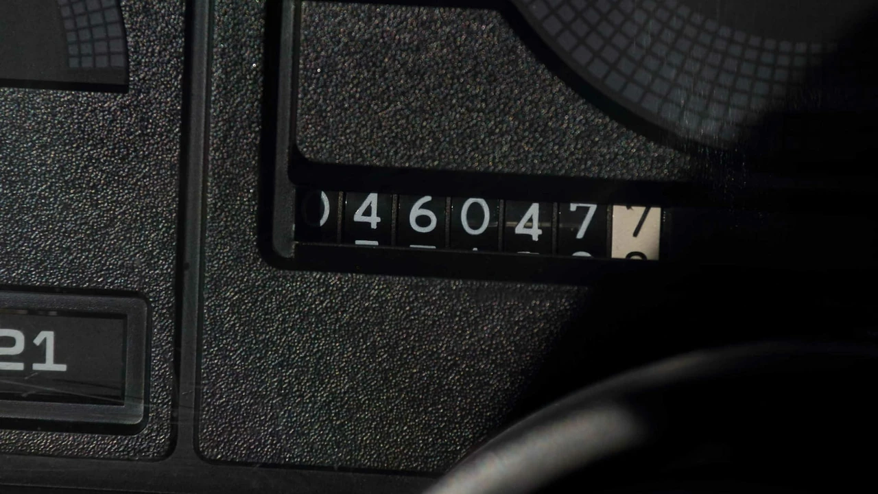 1991 GMC Sierra 1st Gen - Image 11 of 29