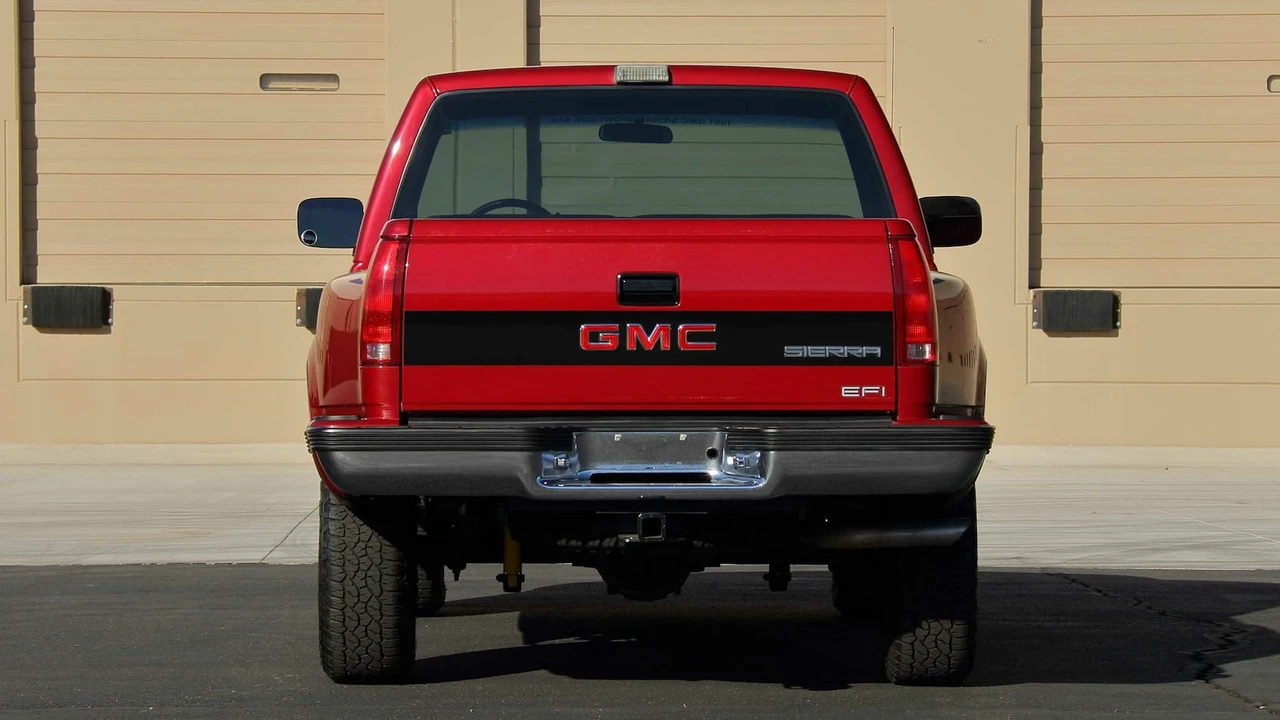 1991 GMC Sierra 1st Gen - Image 15 of 29