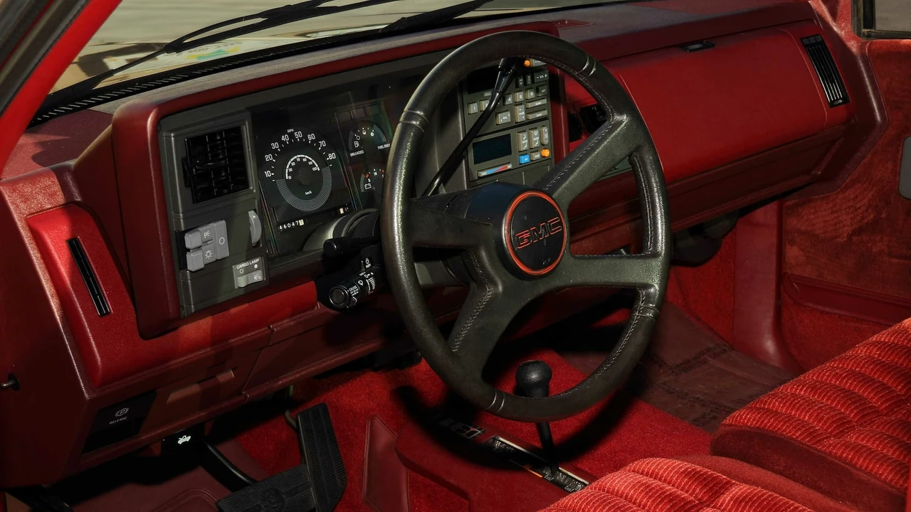 1991 GMC Sierra 1st Gen - Image 16 of 29