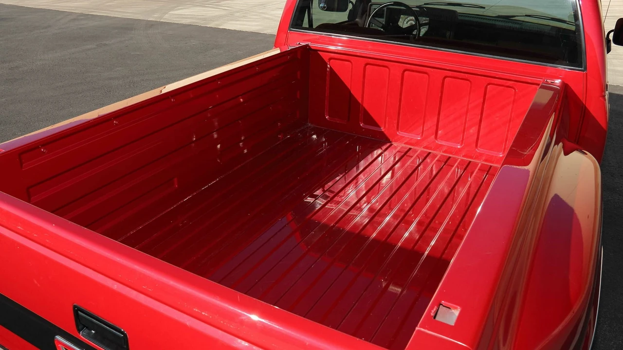 1991 GMC Sierra 1st Gen - Image 20 of 29