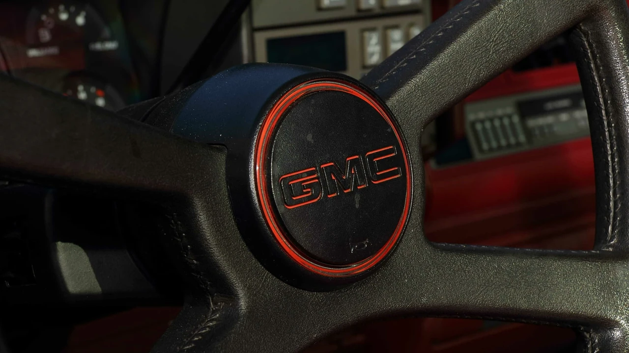 1991 GMC Sierra 1st Gen - Image 25 of 29
