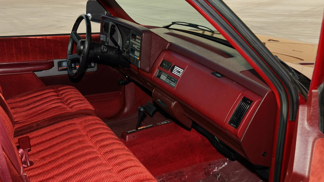 1991 GMC Sierra 1st Gen - Image 5 of 29
