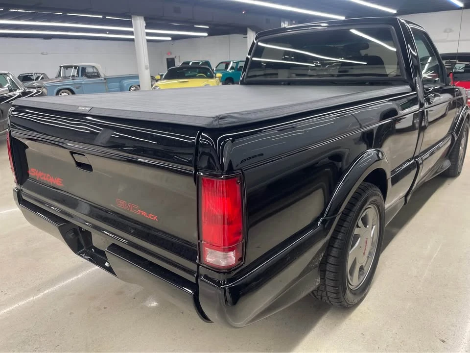 1991 GMC Syclone - Image 6 of 16