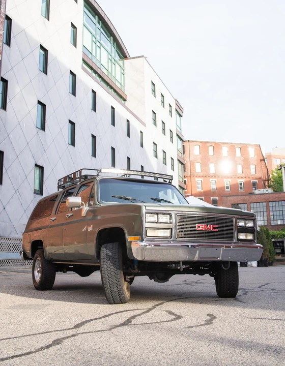 1991 GMC Suburban 7th Gen - Image 17 of 31