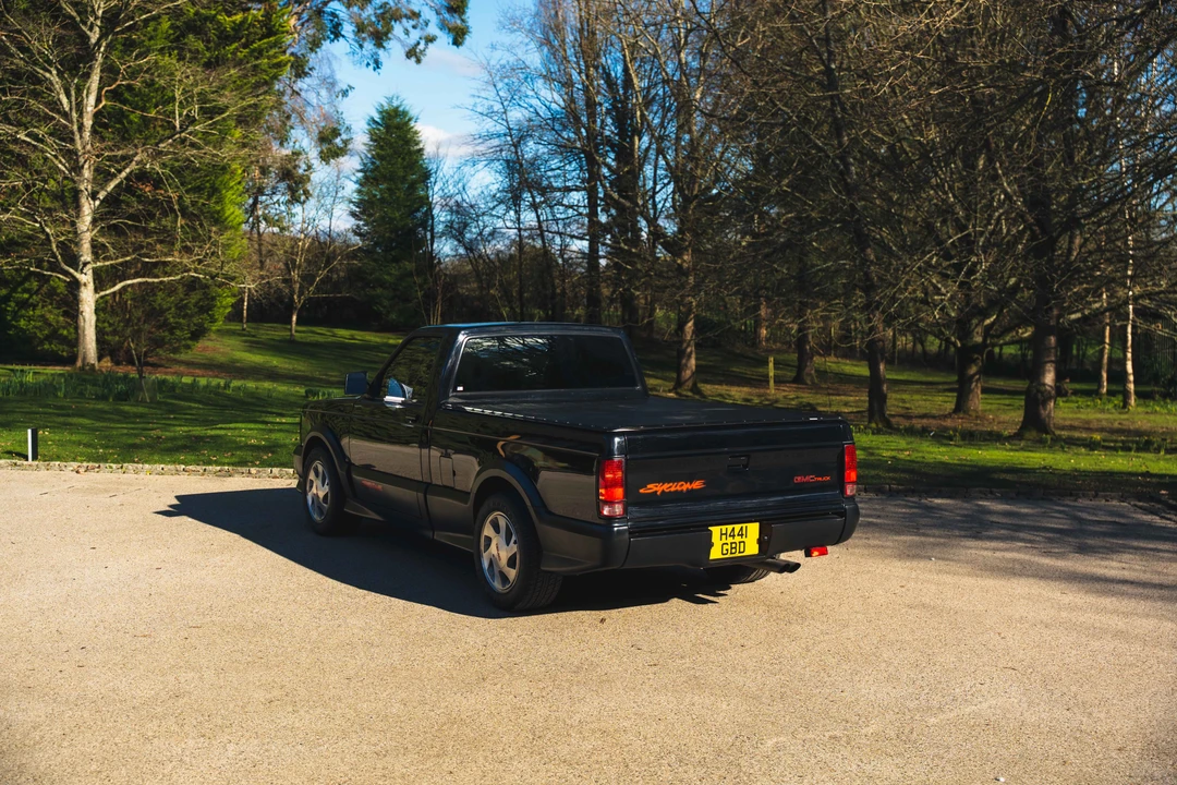 1991 GMC Syclone - Image 7 of 31