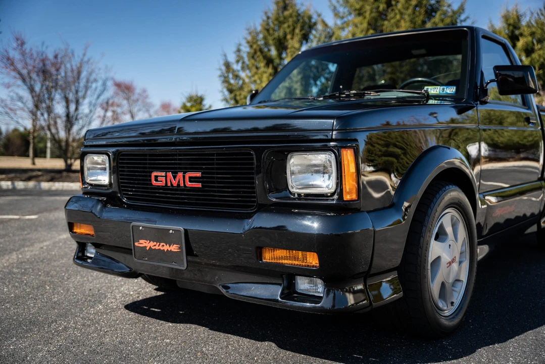 1991 GMC Syclone - Image 22 of 31