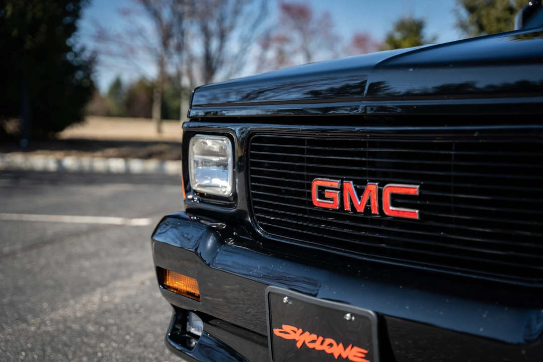 1991 GMC Syclone - Image 24 of 31