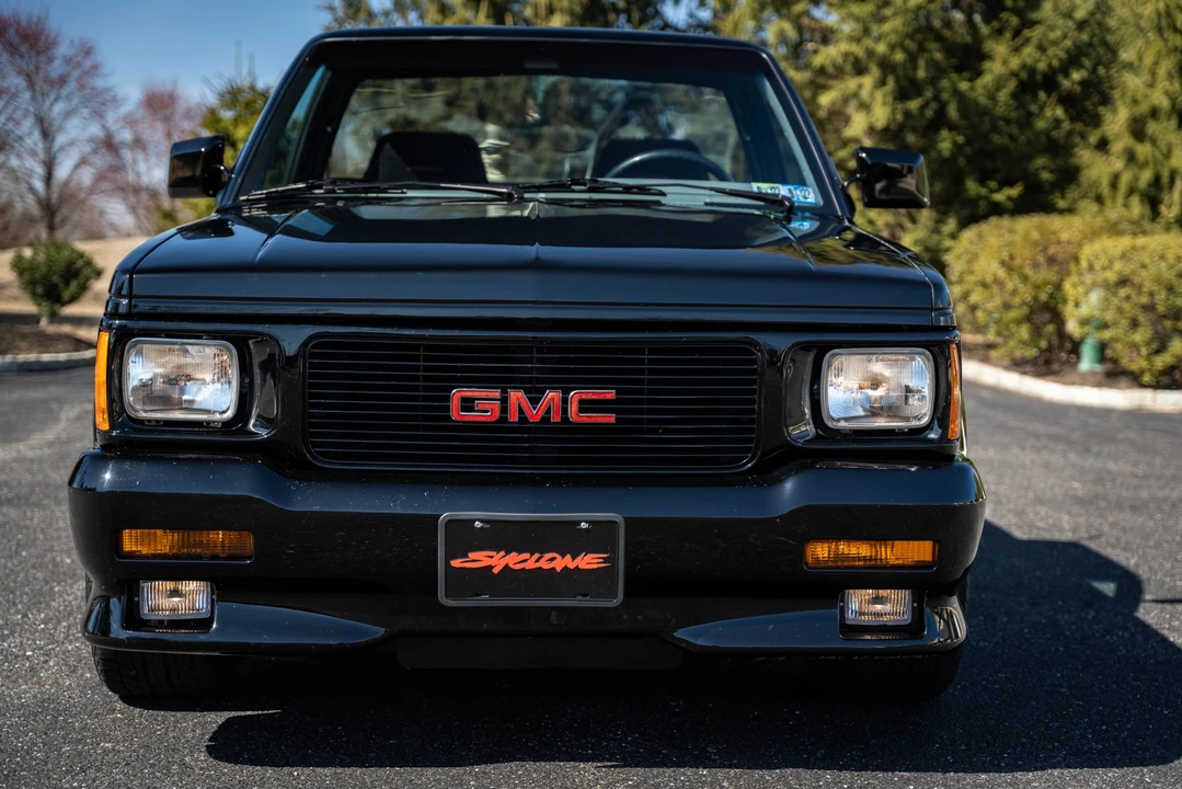 1991 GMC Syclone - Image 26 of 31